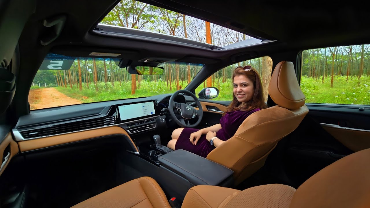 This Toyota Car is from Future – 25 KMPL Mileage & Unmatched Luxury 😍